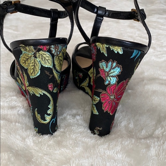 Guess Platform Shoes - Picture 4 of 6